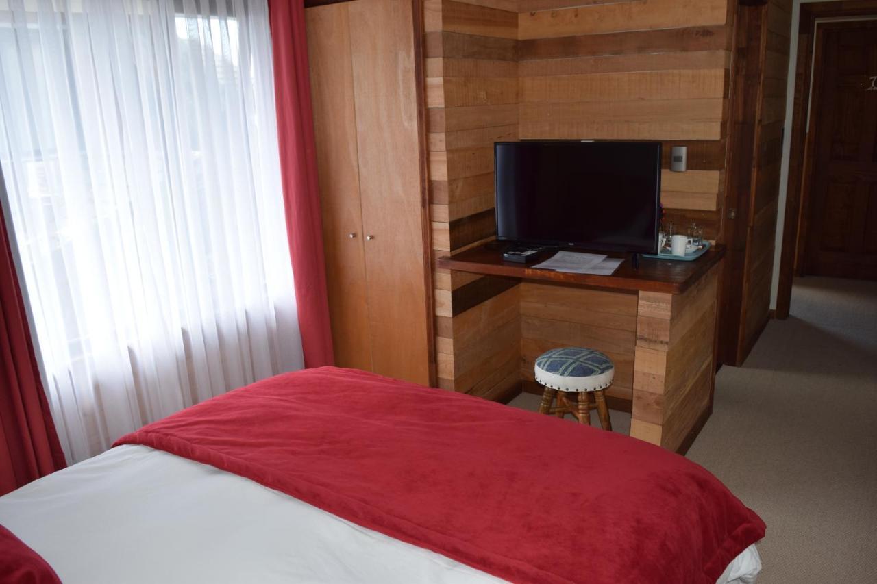 Puerto Austral Hotel Puerto Varas Bagian luar foto